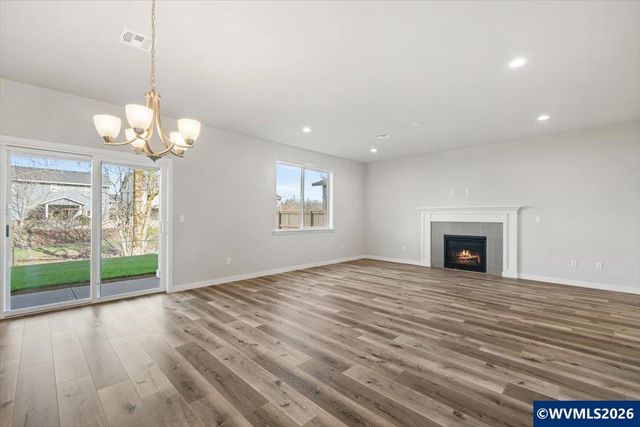 7076 SE Pinot Noir Dr, Corvallis, OR 97330