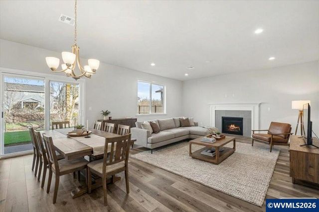 7076 SE Pinot Noir Dr, Corvallis, OR 97330