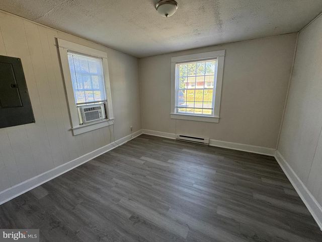 516 WYNE DRIVE, Fredericksburg, VA 22405