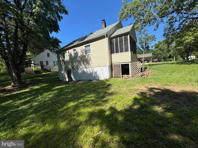 516 WYNE DRIVE, Fredericksburg, VA 22405