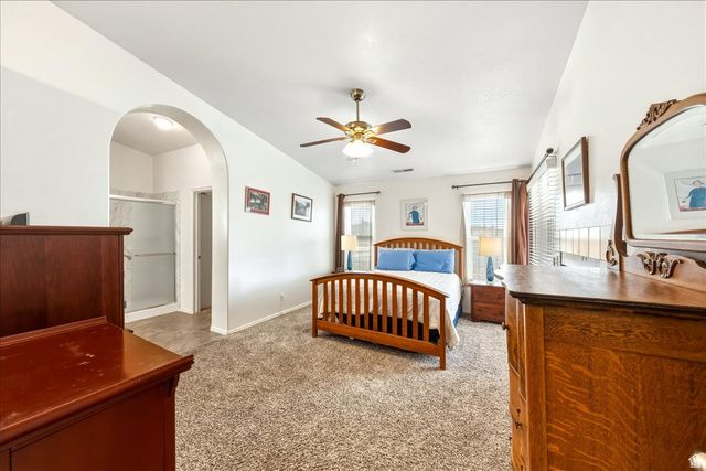 567 S FIESTA DR, Ivins, UT 84738