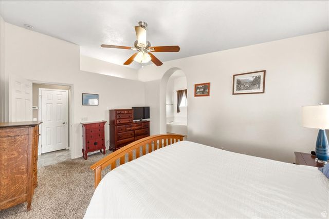 567 S FIESTA DR, Ivins, UT 84738