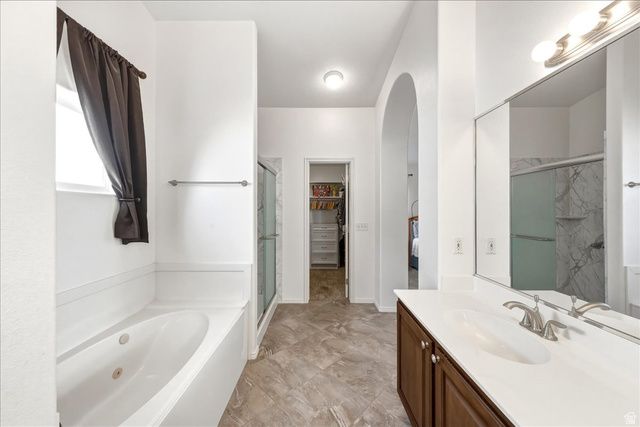 567 S FIESTA DR, Ivins, UT 84738