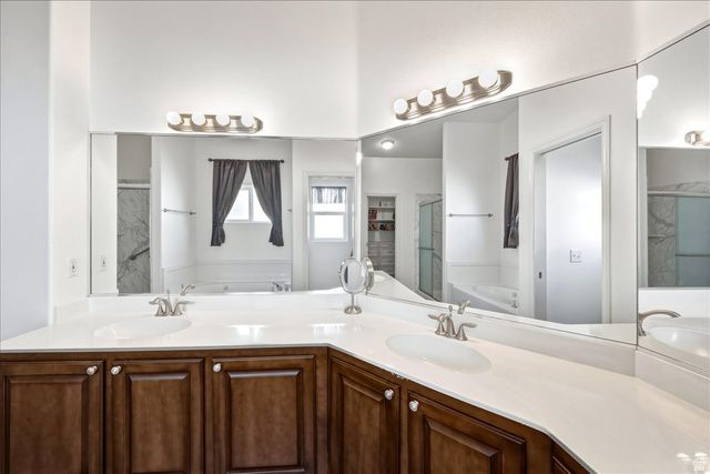 567 S FIESTA DR, Ivins, UT 84738