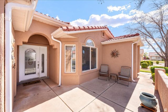 567 S FIESTA DR, Ivins, UT 84738