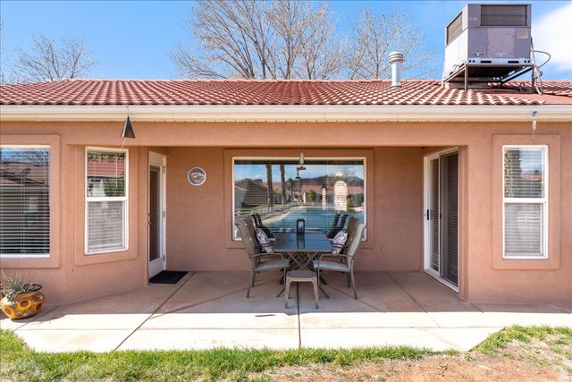 567 S FIESTA DR, Ivins, UT 84738