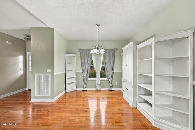 111 H R King Road, Gray, TN 37615