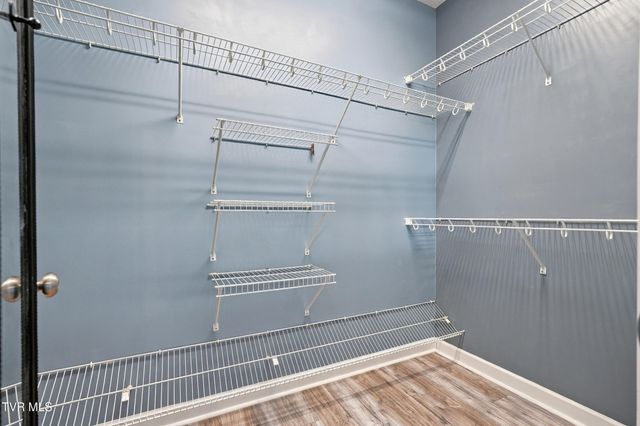 111 H R King Road, Gray, TN 37615