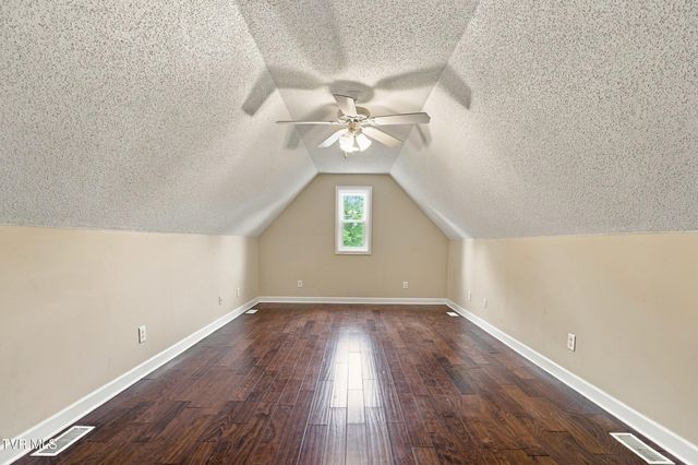 111 H R King Road, Gray, TN 37615