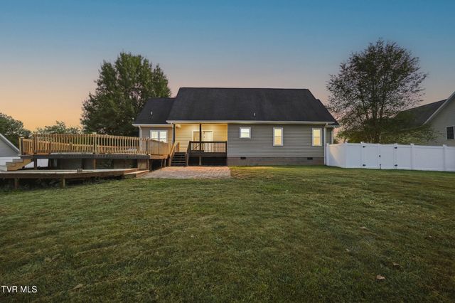 111 H R King Road, Gray, TN 37615