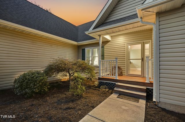 111 H R King Road, Gray, TN 37615