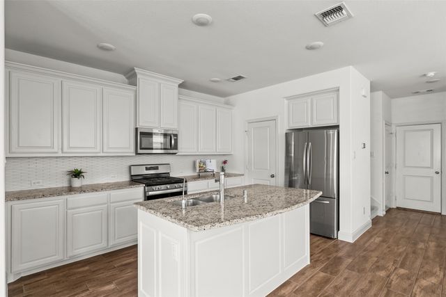 4721 Smokey Quartz Lane, Arlington, TX 76005