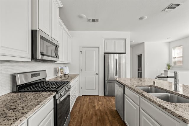 4721 Smokey Quartz Lane, Arlington, TX 76005