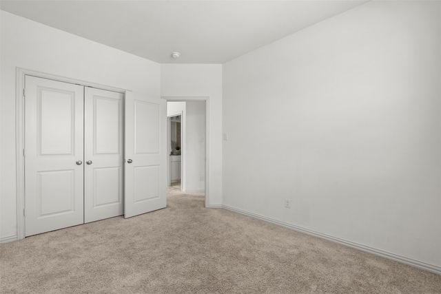 4721 Smokey Quartz Lane, Arlington, TX 76005