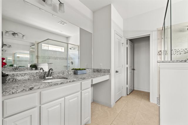 4721 Smokey Quartz Lane, Arlington, TX 76005