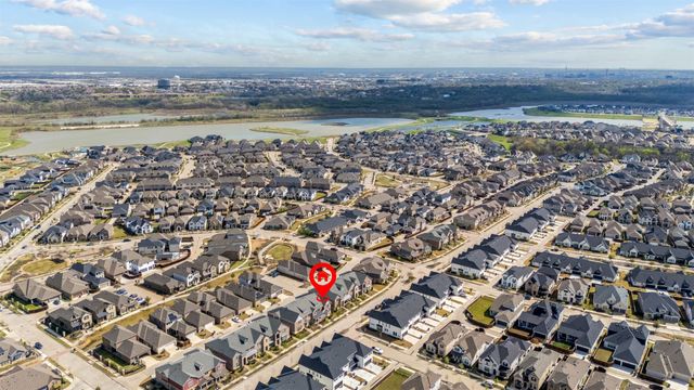 4721 Smokey Quartz Lane, Arlington, TX 76005