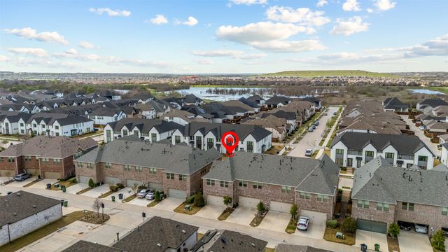 4721 Smokey Quartz Lane, Arlington, TX 76005