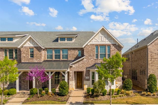 4721 Smokey Quartz Lane, Arlington, TX 76005