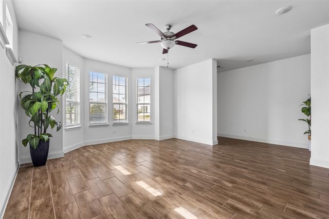 4721 Smokey Quartz Lane, Arlington, TX 76005