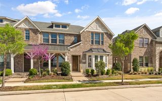 4721 Smokey Quartz Lane, Arlington, TX 76005