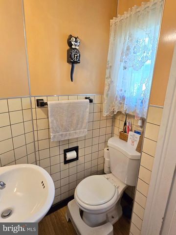 1104 JUNIPER ST, Quakertown, PA 18951