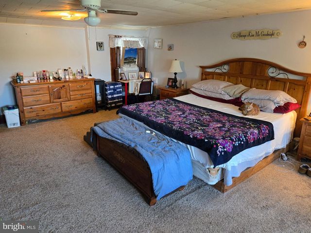 1104 JUNIPER ST, Quakertown, PA 18951