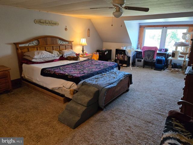 1104 JUNIPER ST, Quakertown, PA 18951