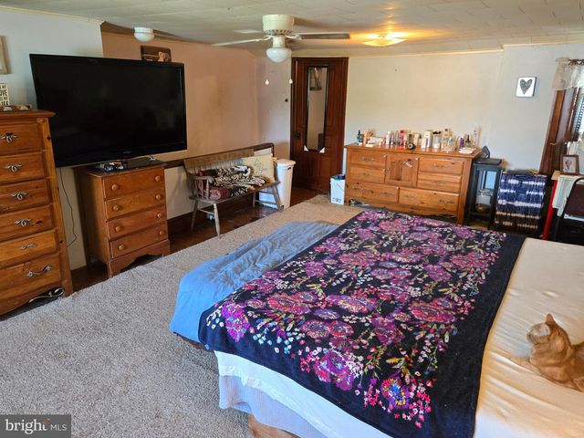 1104 JUNIPER ST, Quakertown, PA 18951