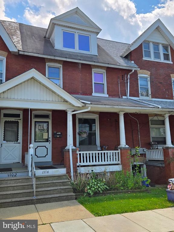 1104 JUNIPER ST, Quakertown, PA 18951