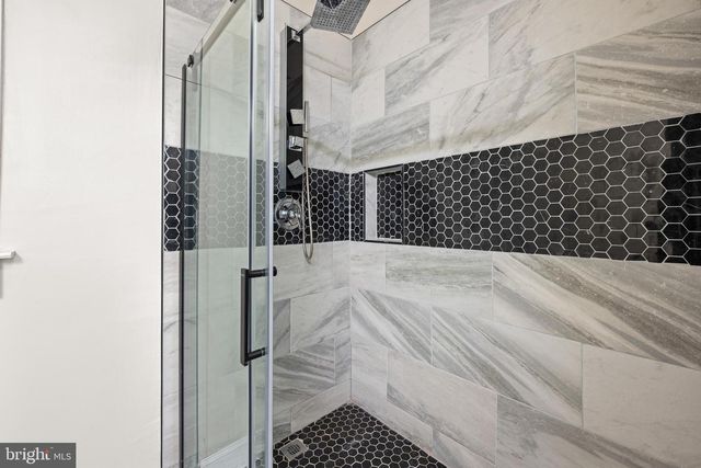 707 MCKEWIN AVE, Baltimore, MD 21218