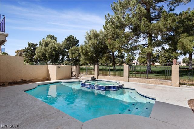 908 Vegas Valley Drive, Las Vegas, NV 89109