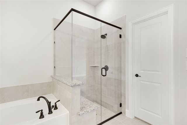179 Creekside Drive, Sanger, TX 76266
