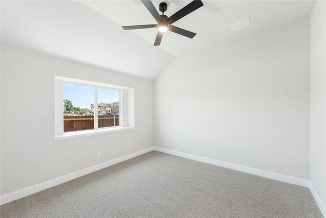 179 Creekside Drive, Sanger, TX 76266