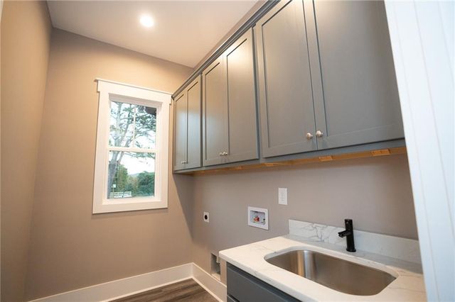 2275 Dr Bramblett Road, Cumming, GA 30028