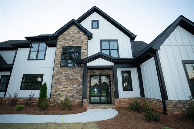 2275 Dr Bramblett Road, Cumming, GA 30028