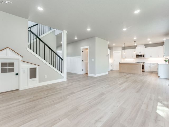 2205 Nw 69TH St, Vancouver, WA 98665