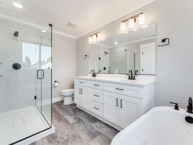2205 Nw 69TH St, Vancouver, WA 98665