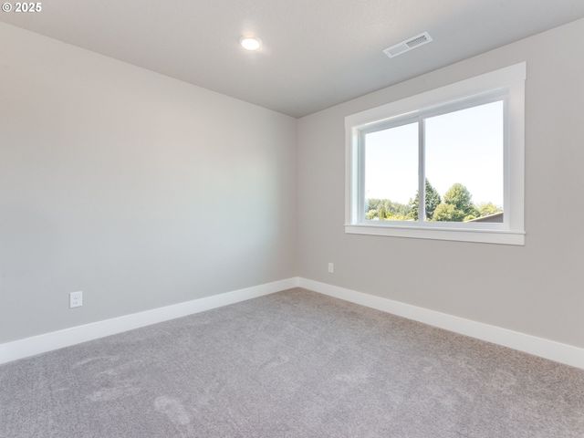 2205 Nw 69TH St, Vancouver, WA 98665