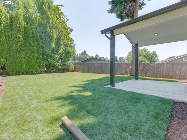 2205 Nw 69TH St, Vancouver, WA 98665