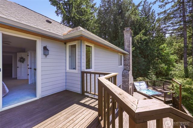 8327 Mason Way NW, Olympia, WA 98502