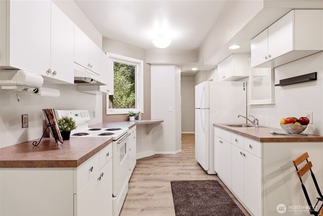 8327 Mason Way NW, Olympia, WA 98502