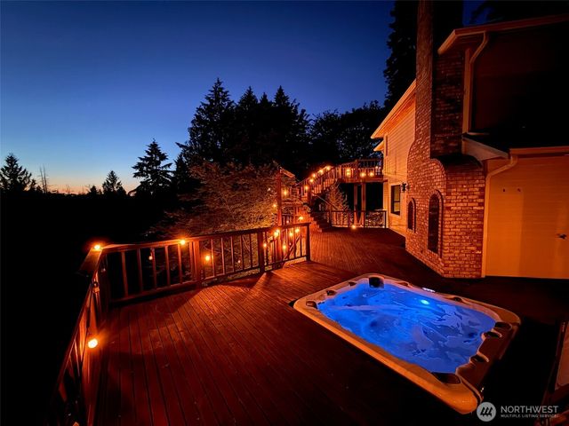 8327 Mason Way NW, Olympia, WA 98502