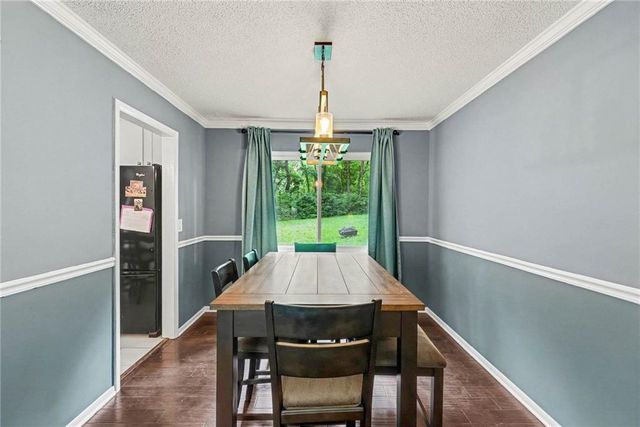 5620 Perry Avenue, Merriam, KS 66203