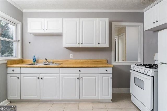 312 Phillips Drive SE, Marietta, GA 30060