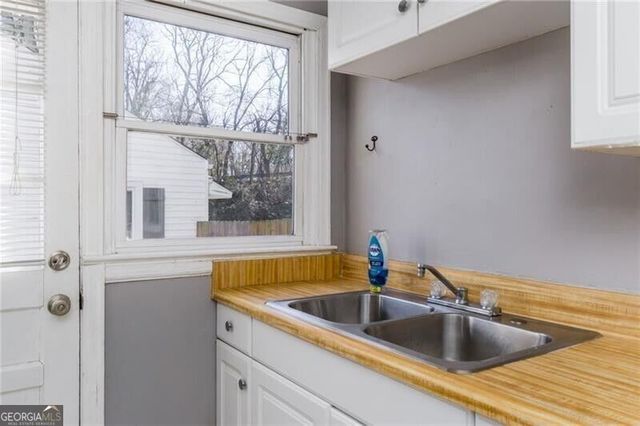 312 Phillips Drive SE, Marietta, GA 30060