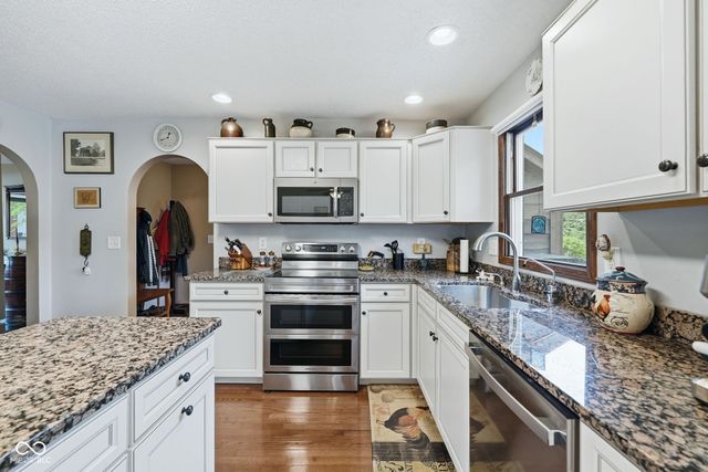 2701 W Sun Valley Parkway, Muncie, IN 47303