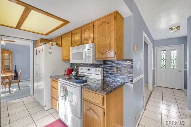 2375 Clover Lane, Blackfoot, ID 83221