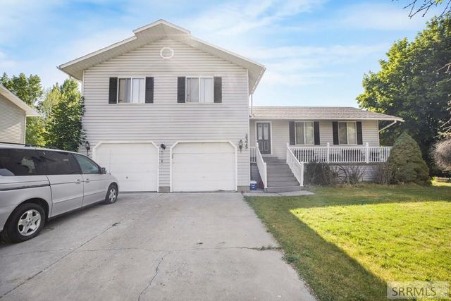 2375 Clover Lane, Blackfoot, ID 83221