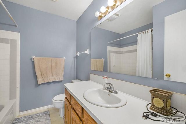 2375 Clover Lane, Blackfoot, ID 83221