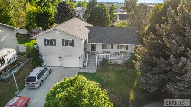 2375 Clover Lane, Blackfoot, ID 83221